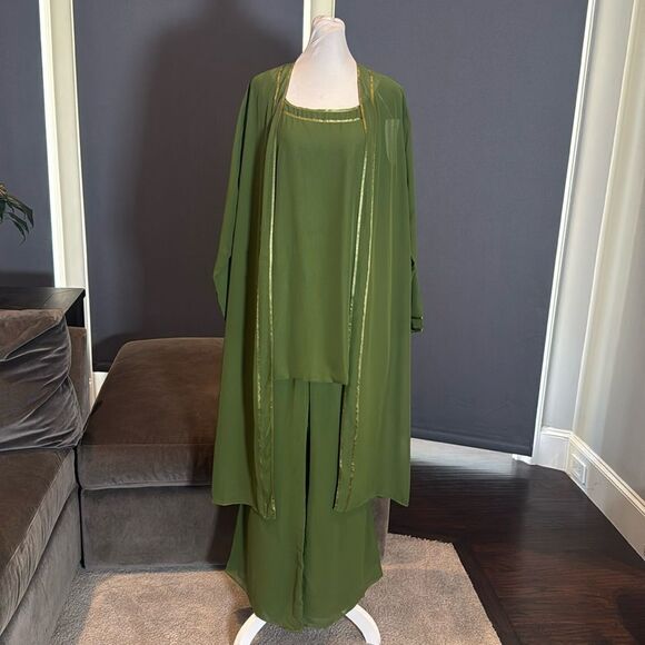 Women’s Green Chiffon 3 Piece Formal Mother of the Bride Pants Suit Size 18W NEW - Picture 1 of 15